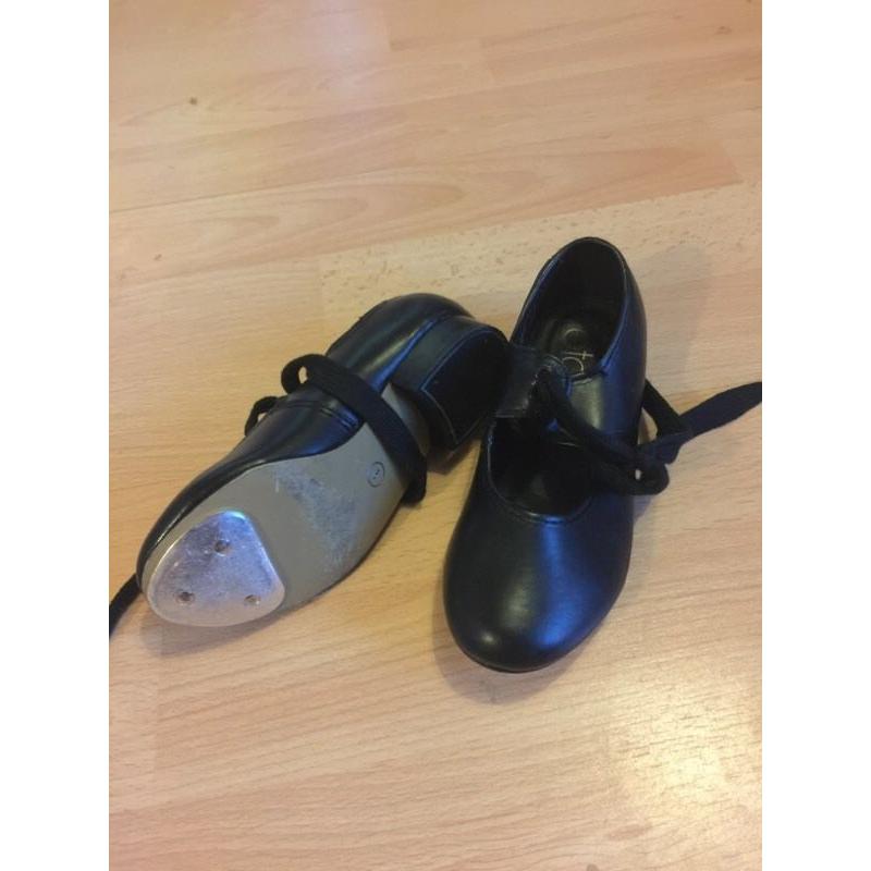 Tap shoes size 9 kids