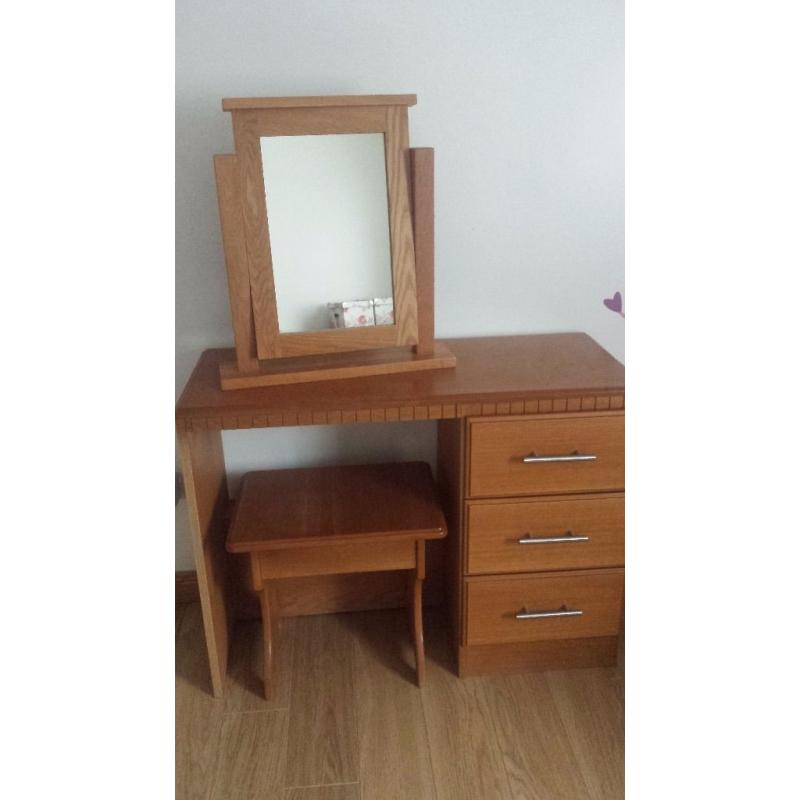 Bedroom furniture 2 x Chest drawers , dresser....