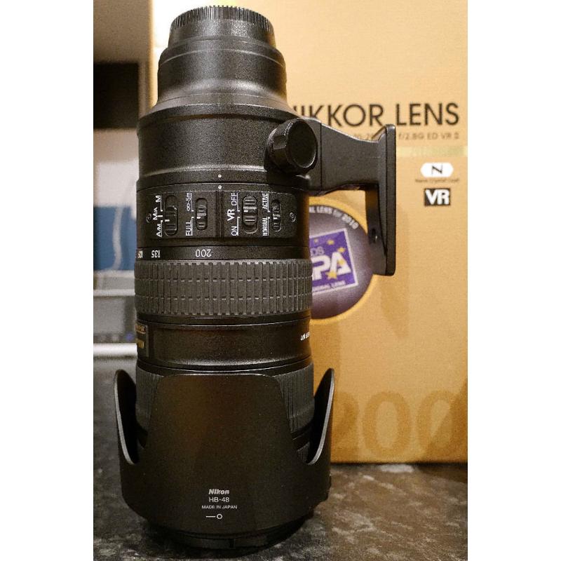 Nikon 70-200mm 2.8 VRII Lens with a 1.4 converter