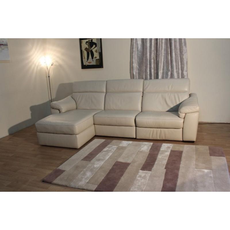 Ex-display Natuzzi Sensor cream leather electric recliner chaise sofa