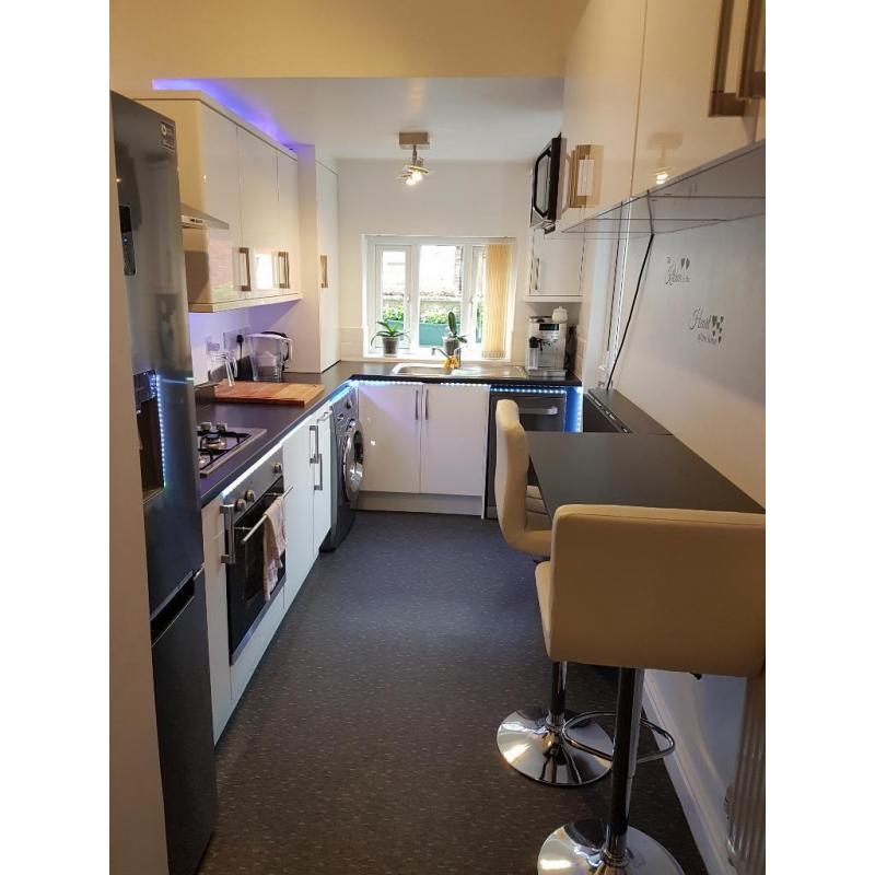 Two spacious double bedrooms