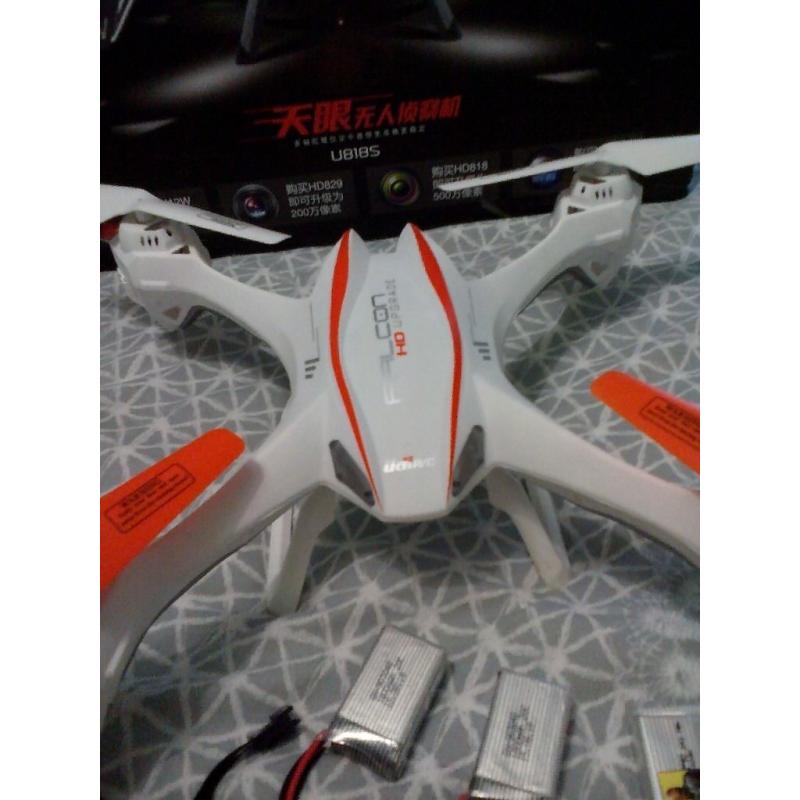 Udi flying falcon hd drone
