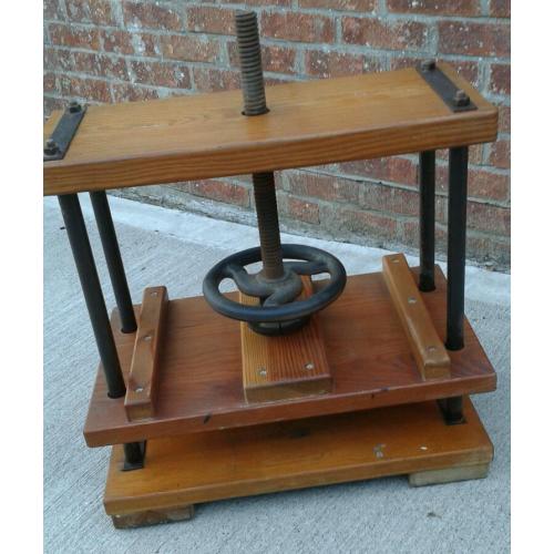 Wood and metal 'Dryad' Book Press. Dryad ( Leicester ) Book Press,Larger Size press