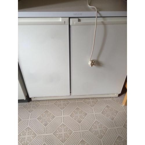 Zanussi Fridge Freezer zfc 45/30ss