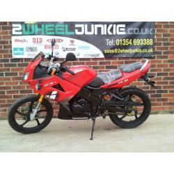 Lexmoto XTRS 125cc Sports Tourer Red LEARNER MOTORBIKE MOTORCYCLE UK DEALER