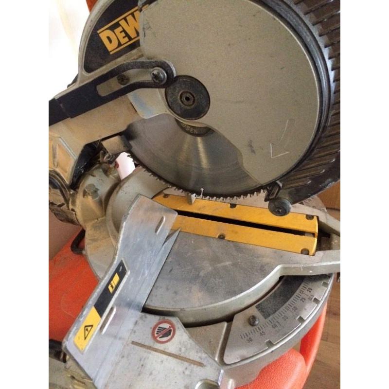 Dewalt mitre saw