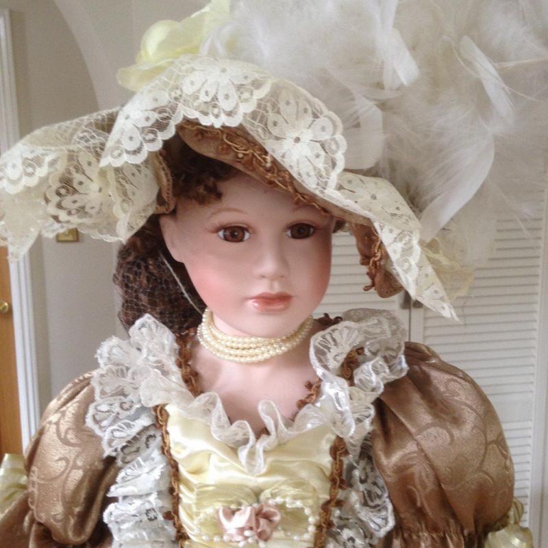 KNIGHTSBRIDGE COLLECTION DOLL