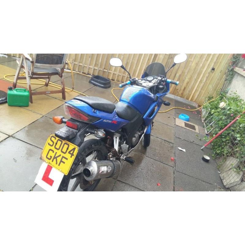 cbr 125r4
