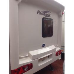 Bailey pageant champagne 2005 4 berth