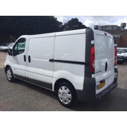 2011 RENAULT TRAFIC VIVARO SL27 2.0 DCI SWB VAN SAT NAV * FINANCE