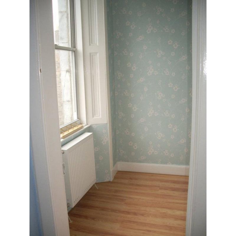 Large double room in East End