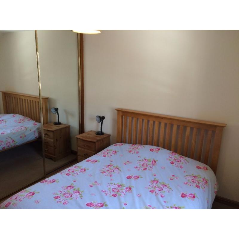 ABERDEEN UNI ACROSS THE ROAD!!! Female needed To Fill 2nd Bedroom