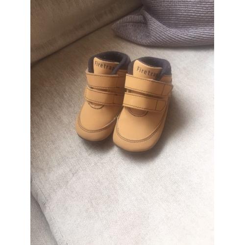 Fire trap size 1 baby shoes