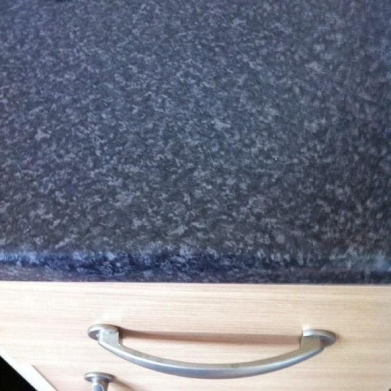 WANTED....... Kitchen cupboards & work top