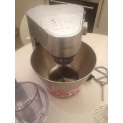 Kenwood KM280 mixer