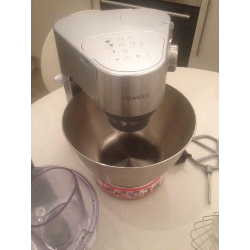 Kenwood KM280 mixer