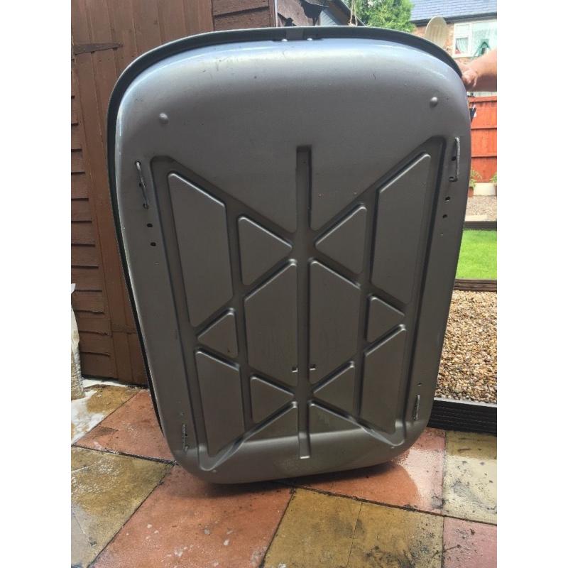 Odyssey roof box