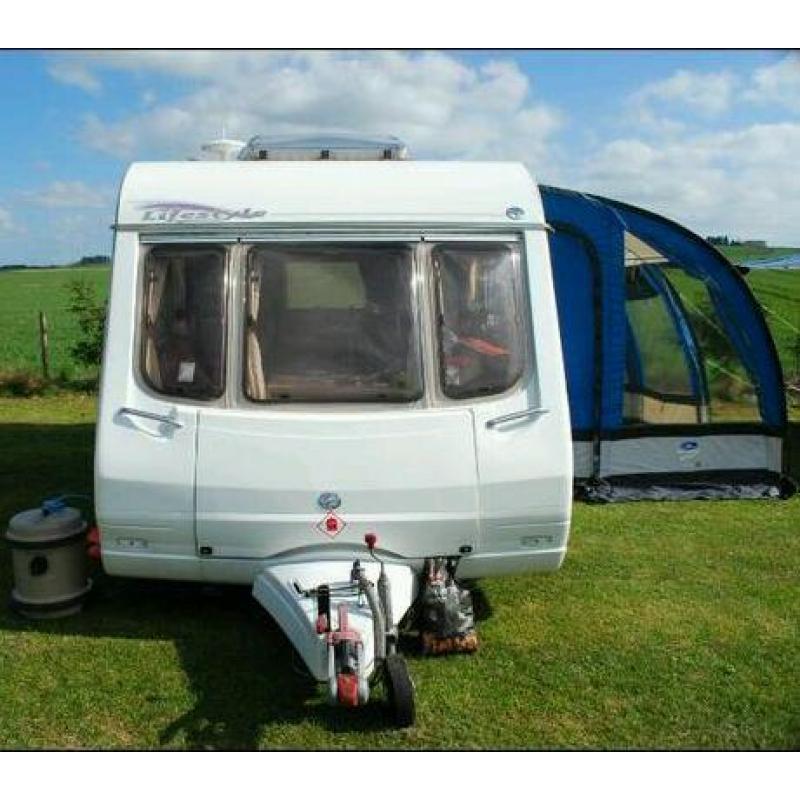 2004 Swift Lifestyle 490 5 Berth Caravan - loads of extras - excellent condition