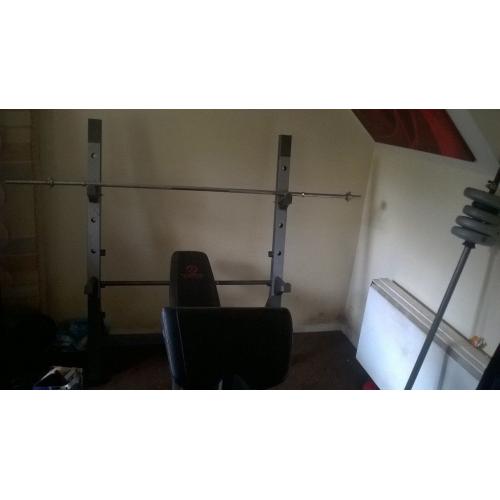 weight bench