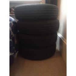 Almost new, set of 4 tyres