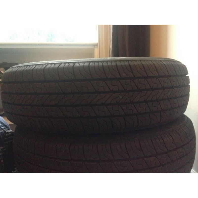 Almost new, set of 4 tyres