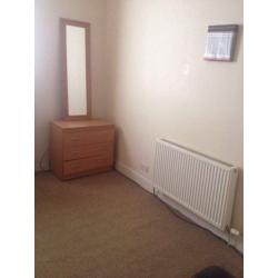 Double room in Cessnock/Ibrox for rent