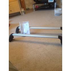 Genuine VW Mk7 Golf 5 door hatchback roof bars