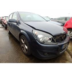Vauxhall Astra Z16XEP 07 plate 67000 miles breaking for spares.