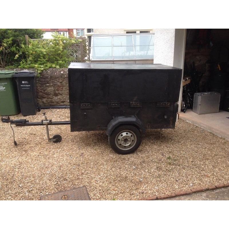 Box trailer