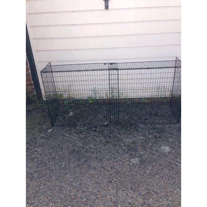 Extendable baby safe fire guard