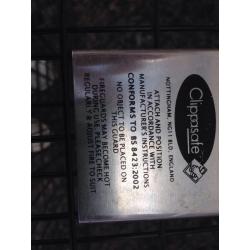 Extendable baby safe fire guard
