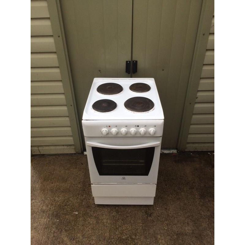 Indesit cooker and oven