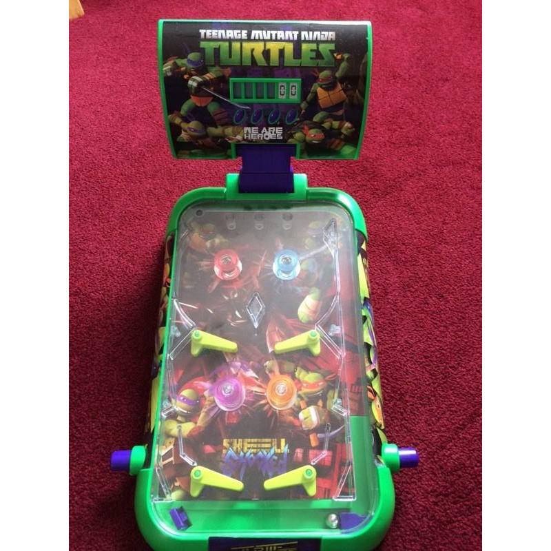 Turtles pinball game