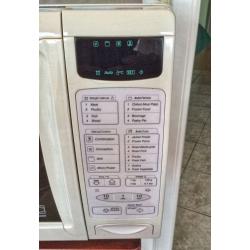Microwave/grill/convection oven