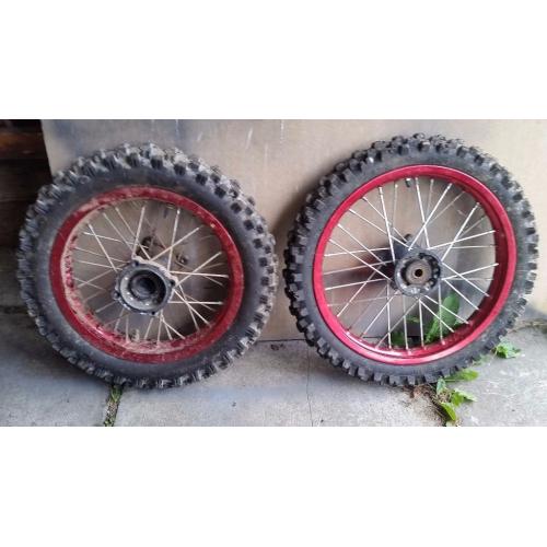 Dirt bike wheels