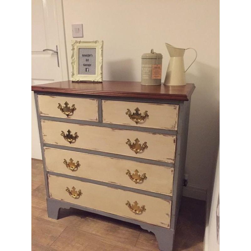 Elegant really solid fully refurbished vintage chest of drawers