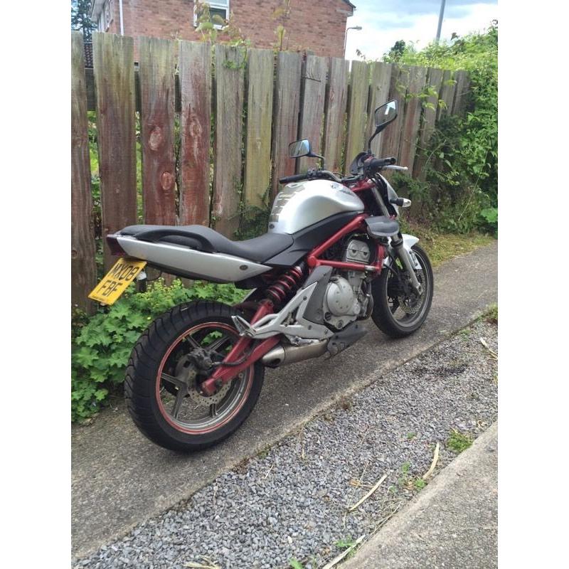 Kawasaki ER6