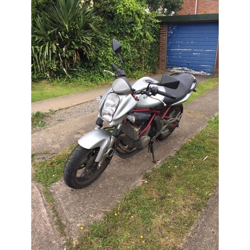Kawasaki ER6
