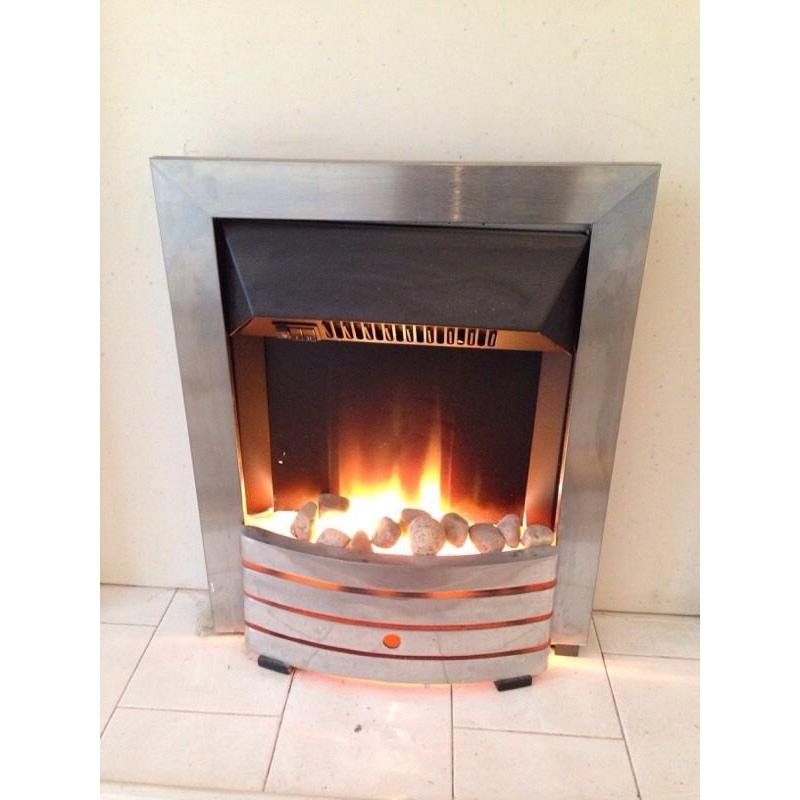 Electric fire place in very good working order