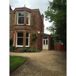 Lovely Room in a secure Victorian house with secluded garden