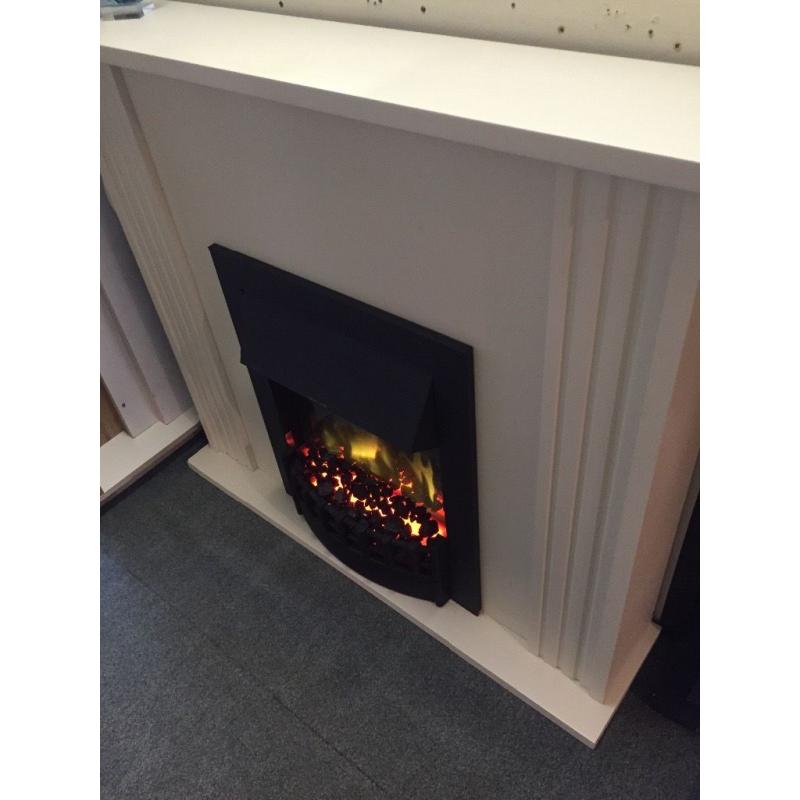 CREAM ELECTRIC FIREPLACE SUITE