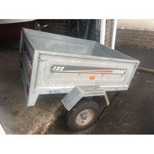 Erde 122 trailer