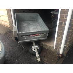 Erde 122 trailer