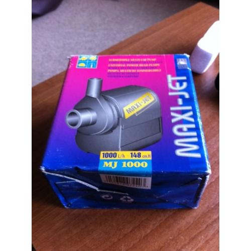 Maxi jet submersible multi use pump. Boxed. Never used