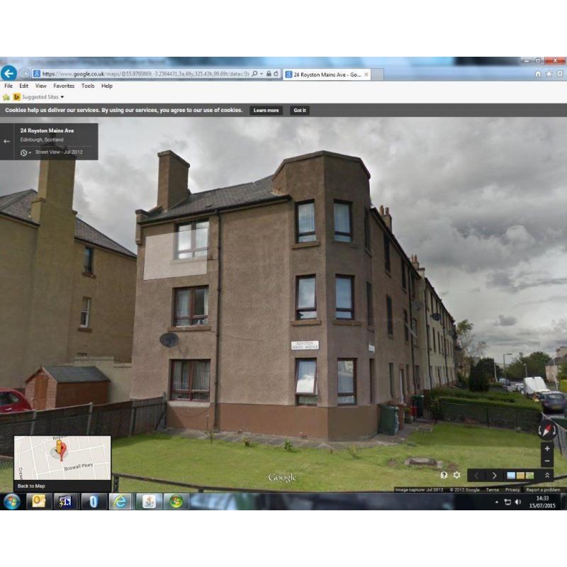 I have 2 double bedroom 2nd floor flat EH5 would like a 1 bed & box room or 2 bed ground floor flat
