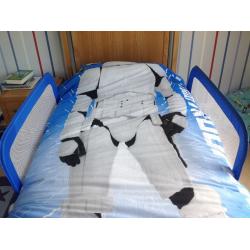 Double sided bed rail