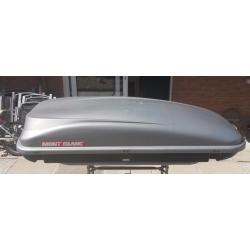 CAR ROOF BOX