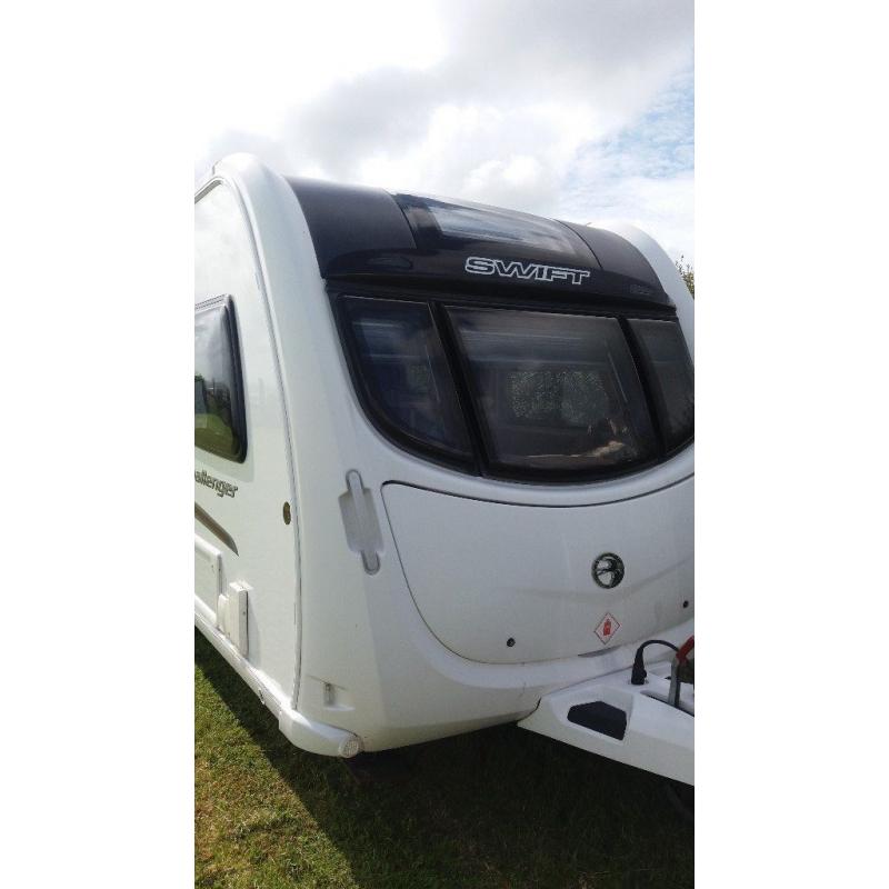 Swift Challenger 530 (2011) Caravan with Inflatable Awning And Addional Extras