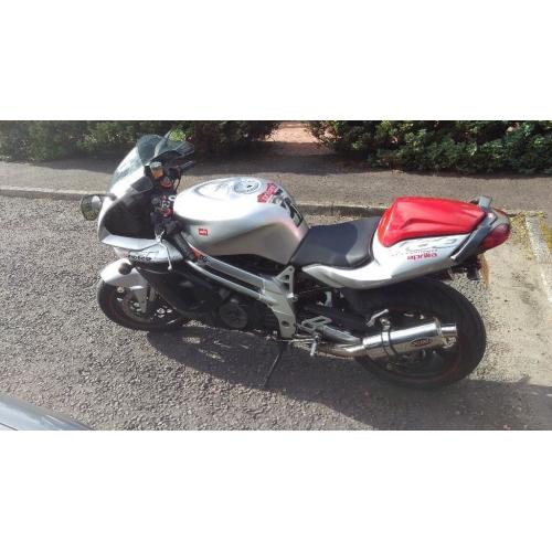 APRILIA SL1000 Falco, '52' reg, 1 Full years MOT, quick comfortable bike.
