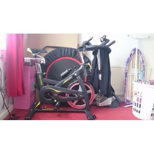 Body Sculpture BC4626 Pro Racing Studio Exercise Bike